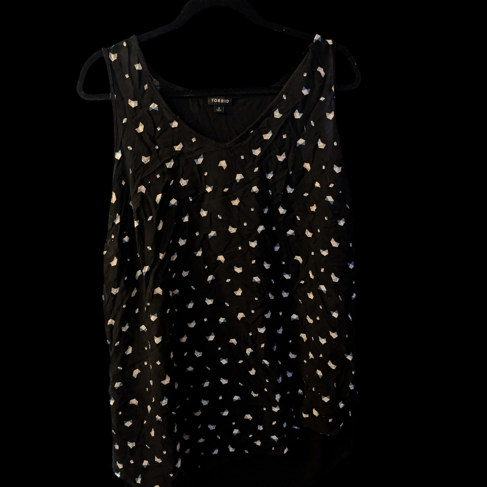 Torrid Black and White Patterned Tank Top